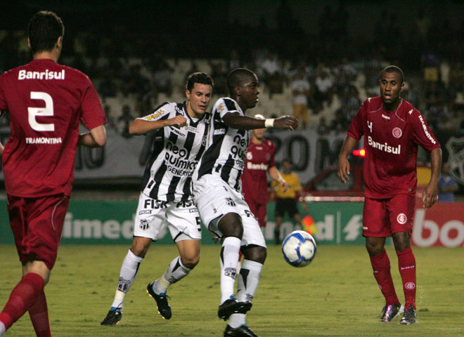 [06-10] Ceará 1 x 0 Internacional - 7