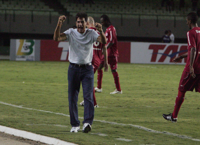 [06-10] Ceará 1 x 0 Internacional - 17