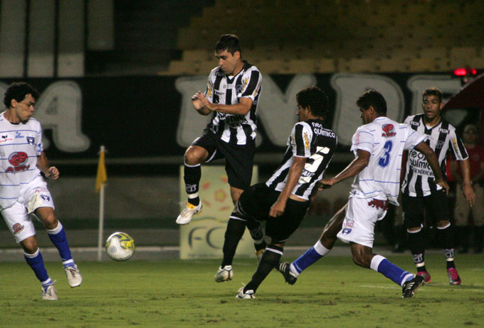 [13-01] Ceará 1 x 0 Limoeiro - 11