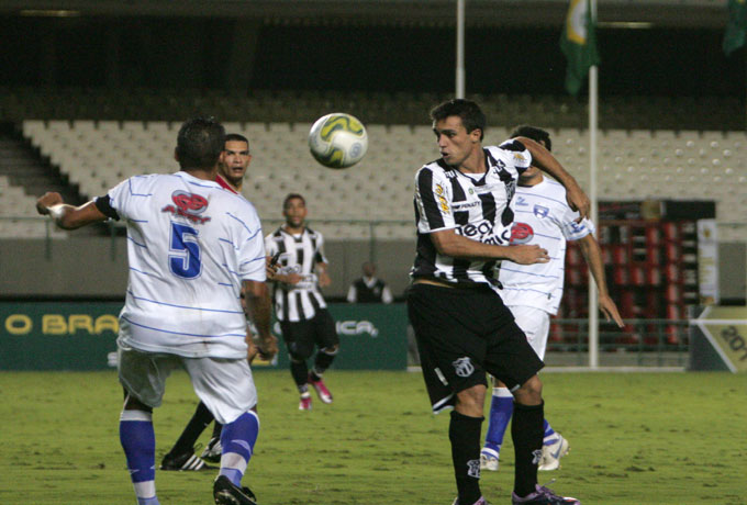 [13-01] Ceará 1 x 0 Limoeiro - 15