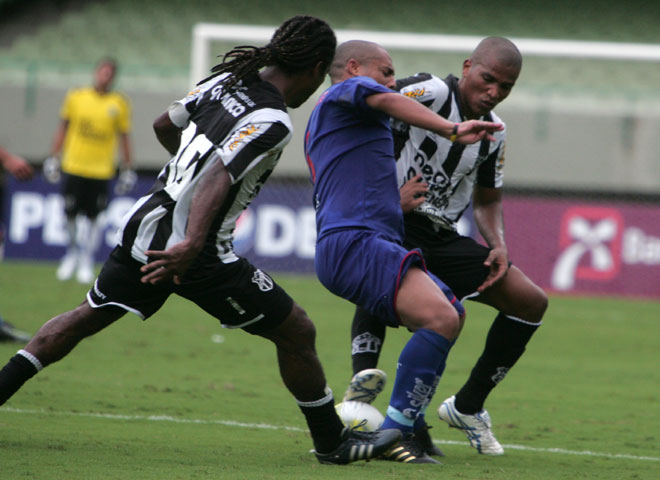 [13-02] Ceará 2 x 0 Tiradentes - 14
