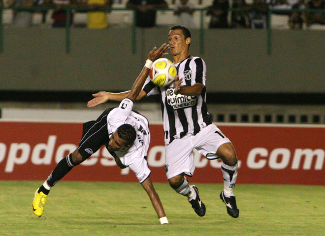 Ceará 2 x 0 Treze-PB - 13/06 às 20h15 - Castelão - 10