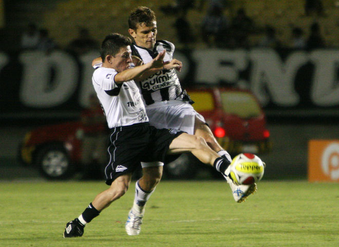 Ceará 2 x 0 Treze-PB - 13/06 às 20h15 - Castelão - 12