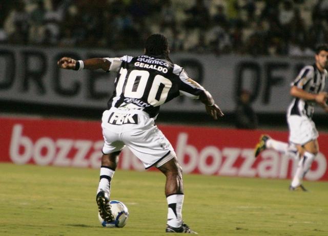 [10-10] Ceará 2 x 0 Guarani - 10