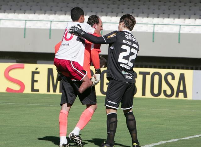 [24-10] Ceará 2 x 0 São Paulo - 3