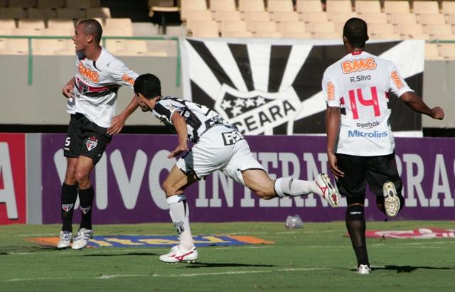 [24-10] Ceará 2 x 0 São Paulo - 12