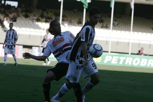 [24-10] Ceará 2 x 0 São Paulo - 22