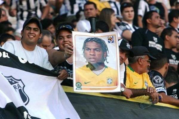 Ceará 1 x 0 Vitória - 23 de maio de 2010 às 16hs - Castelão - 27