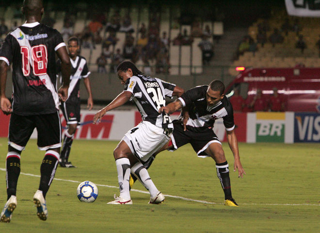 [04-09] Ceará 0 x 2 Vasco da Gama - 17