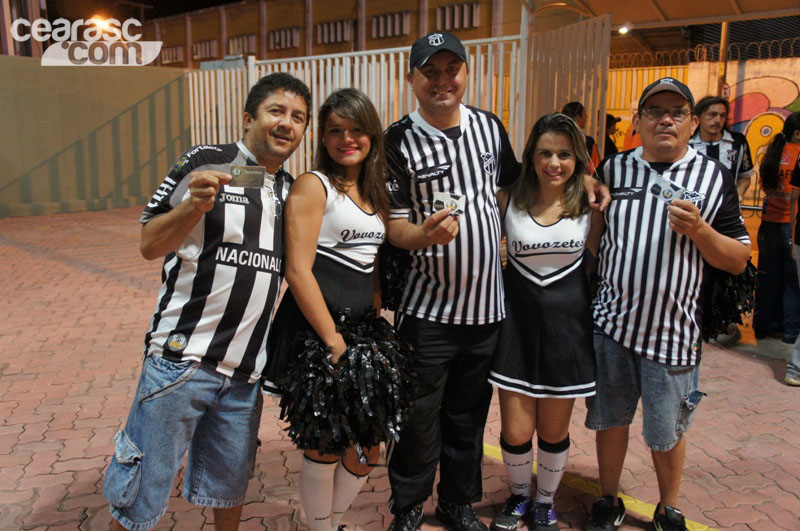 [24-08] Ceará 1 x 3 Vitória - Torcida - 8