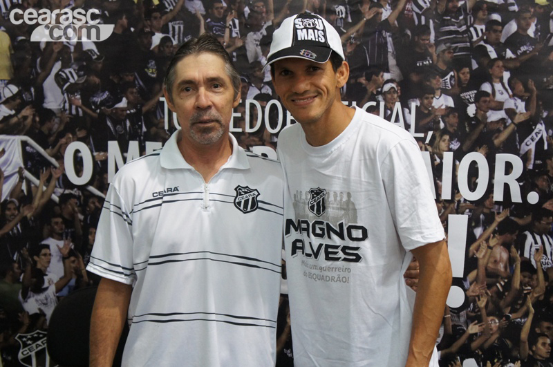 [15-09] Magno Alves recebe torcedores na Loja Oficial2 - 17