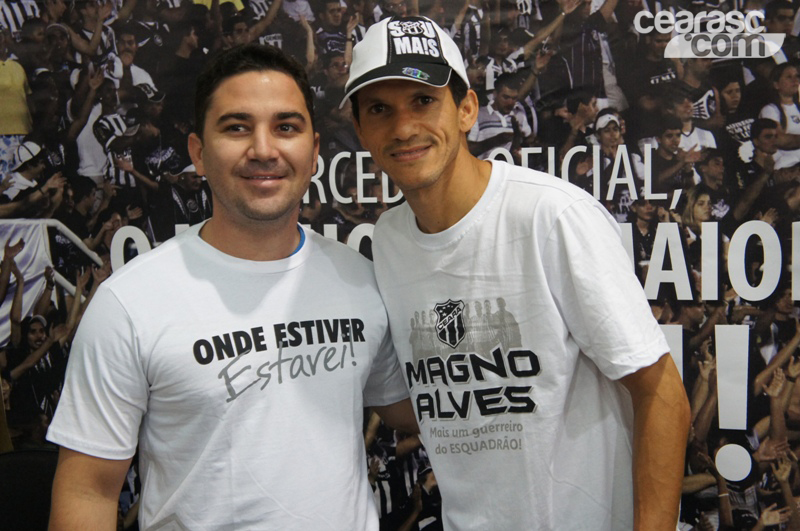[15-09] Magno Alves recebe torcedores na Loja Oficial3 - 7