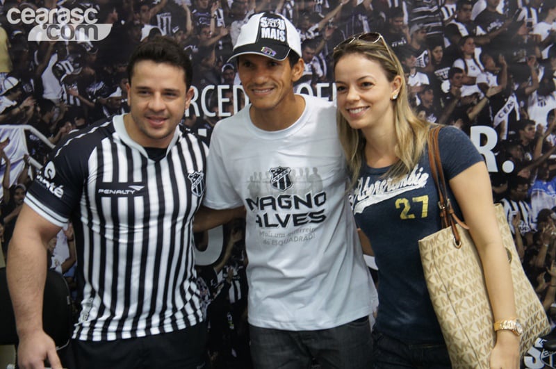 [15-09] Magno Alves recebe torcedores na Loja Oficial3 - 19