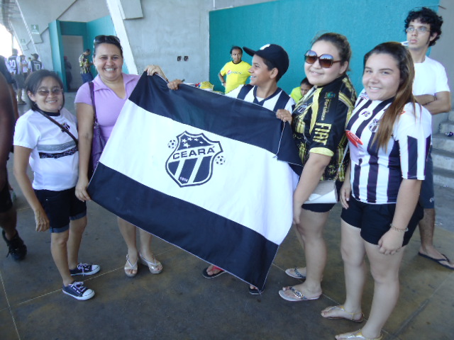 [24-10] Ceará 2 x 0 São Paulo [TORCIDA] - 37