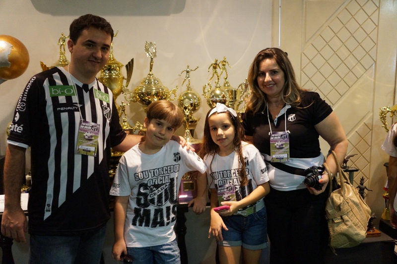 [19-10] Por Dentro do Vozão - Dia das Crianças - 02 - 6