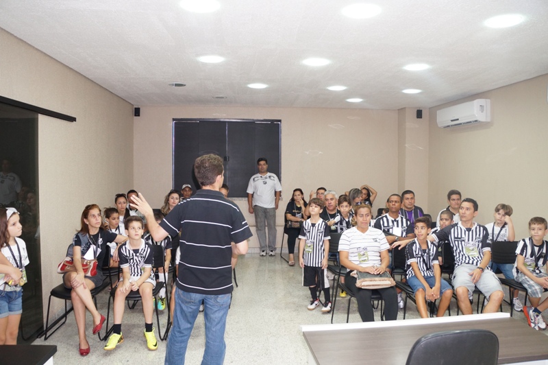 [19-10] Por Dentro do Vozão - Dia das Crianças - 03 - 22