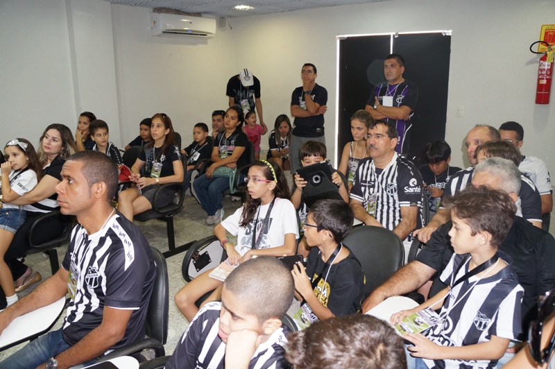 [19-10] Por Dentro do Vozão - Dia das Crianças - 03 - 30