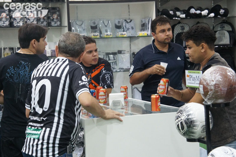 [31-10] Noite de lançamentos e inauguração na Loja Oficial - 1