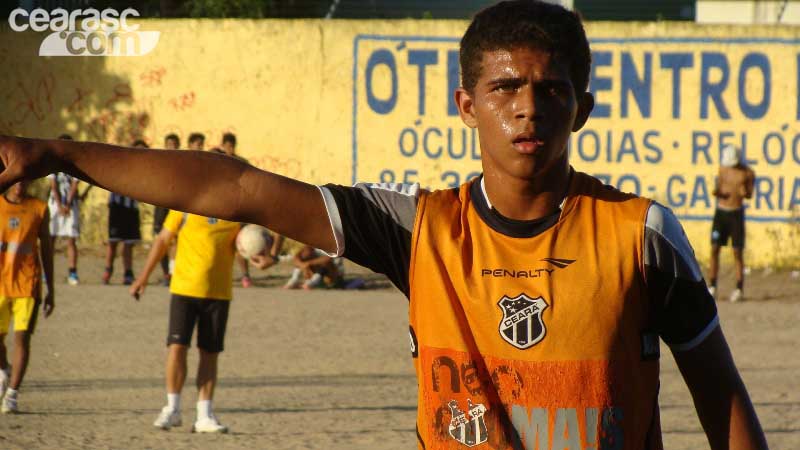 [14-12] Peneiras do Vozão terminaram nesta sexta-feira - 18