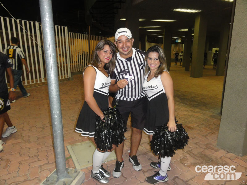 [24-08] Ceará 1 x 3 Vitória - Torcida - 40