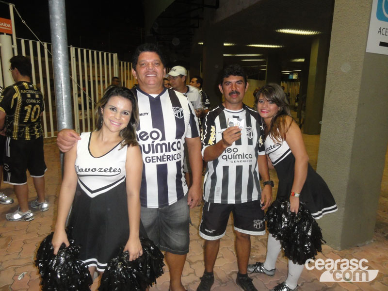 [24-08] Ceará 1 x 3 Vitória - Torcida - 49