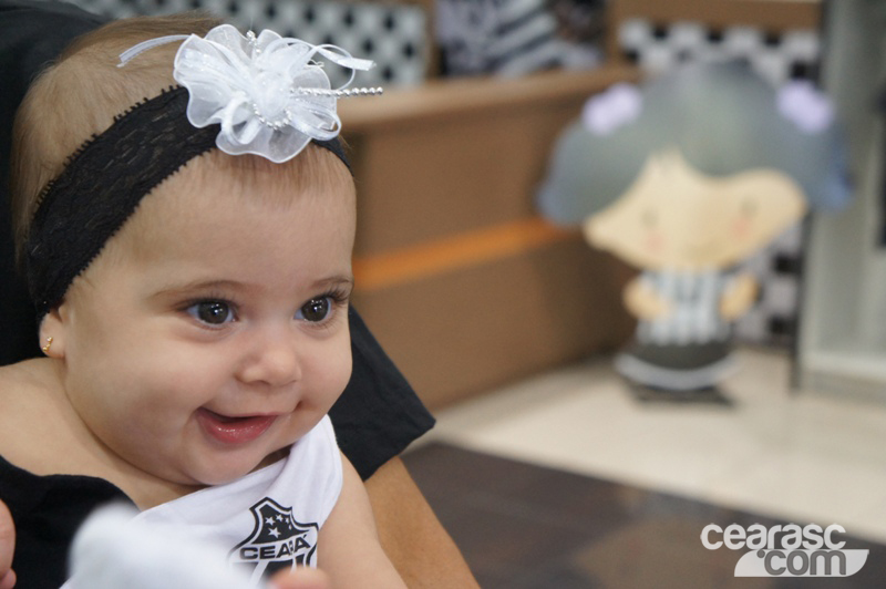 [24-06] Exposição da Taça - 02 - 2