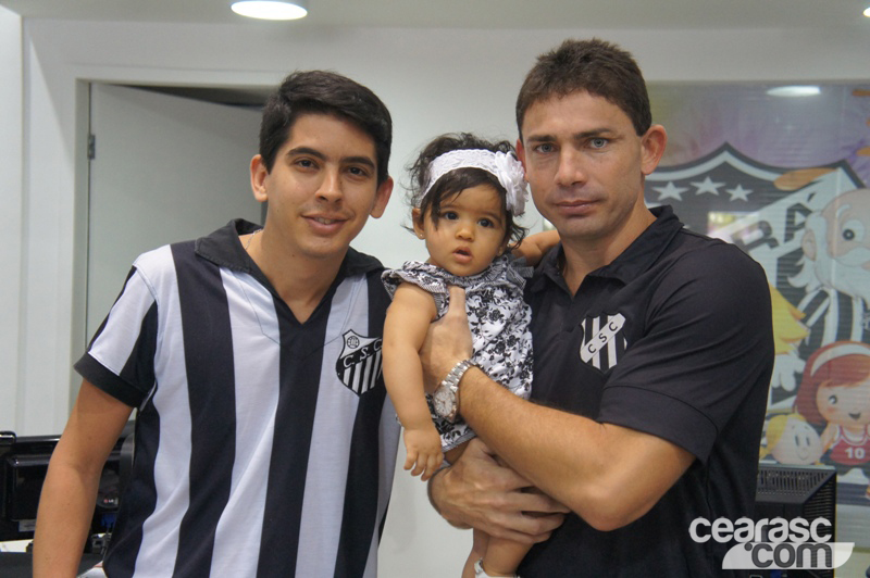 [20-07] Torcedores e o atacante Mota, adiquirem novo Manto Alvinegro - 4