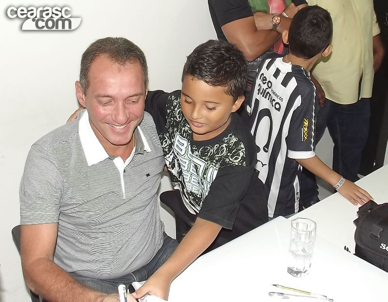 [23-05] Noite de Autógrafos - Sétima edição da Revista 1914 - 2