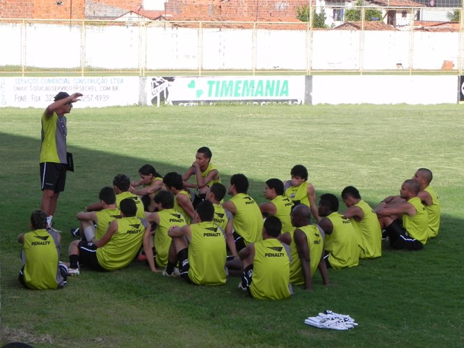 [18-01] Treino Coletivo - Finalizações - 1