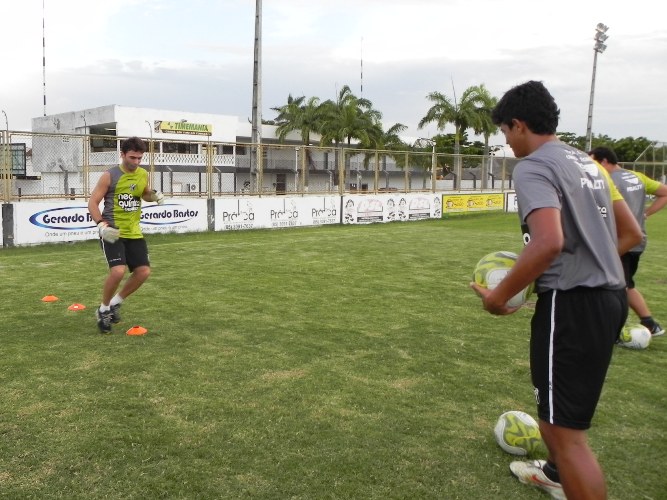 [18-01] Treino Coletivo - Finalizações - 19