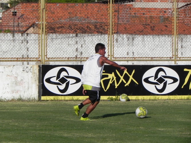 [03-02] Treino Técnico - Finalizações - 10