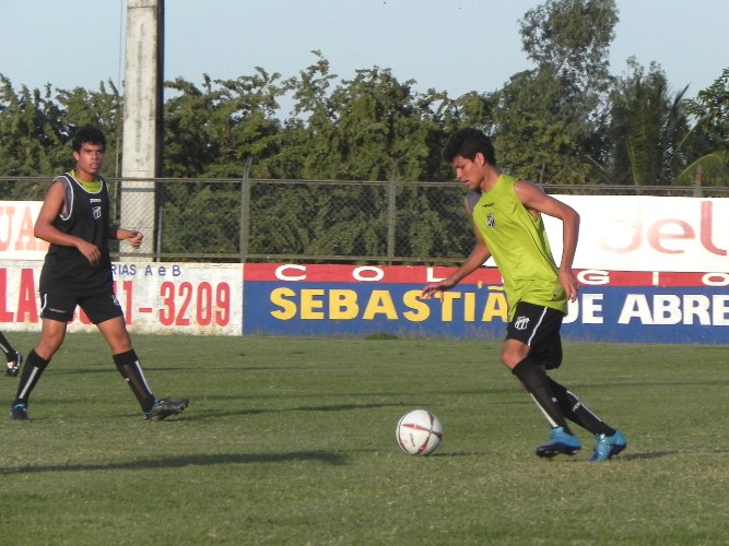 [ 18-08] Treino Sub-20 - Moraisão - 16