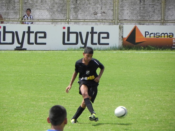 [13-03] Sub-13 goleia Pacatuba - 14
