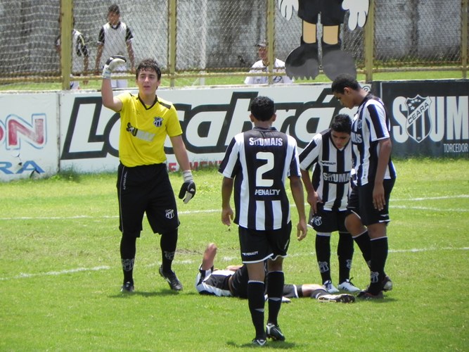 [13-03] Sub-17 vence Pacatuba na raca - 6