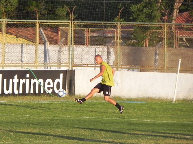 [16-11] Treino de Finalizações - 4