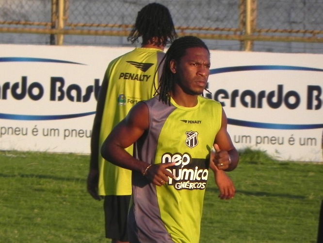 [16-11] Treino de Finalizações - 12