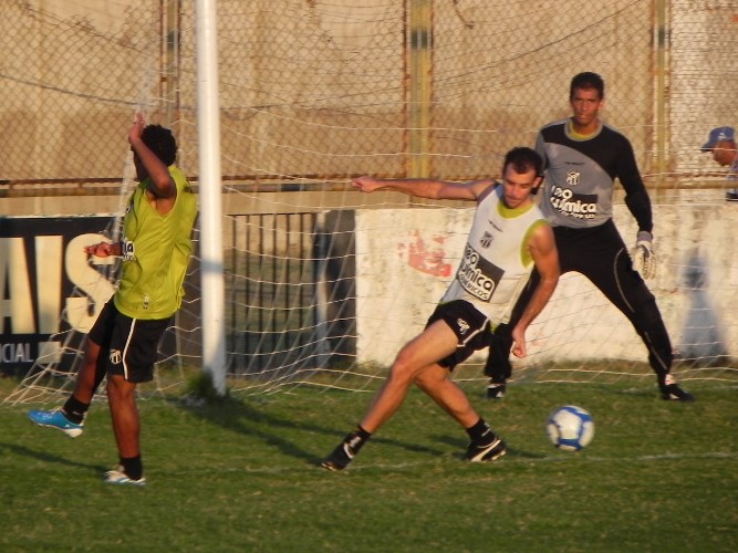 [16-11] Treino de Finalizações - 14