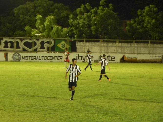 [03-12] Sub-17 Campeão Cearense 2010 - 6