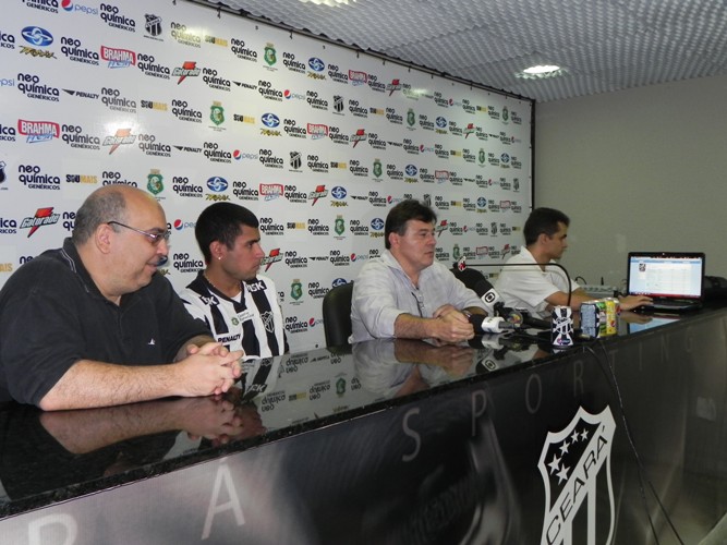 [05-01] Sérgio Mota é Apresentado Oficialmente - 13