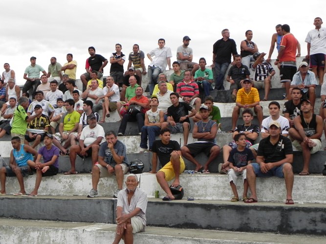 [07-01] Torcida Comparece ao Treino - 6