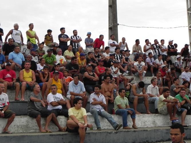 [07-01] Torcida Comparece ao Treino - 7