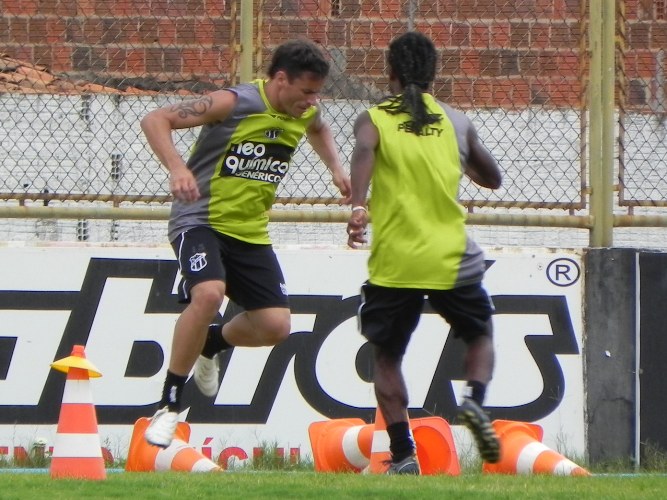 [08-01] Treino Físico e Finalizações - 14