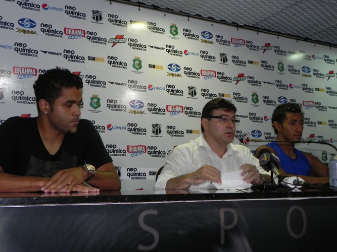 [10-01] Rodrigo e Giovane foram apresentados - 1