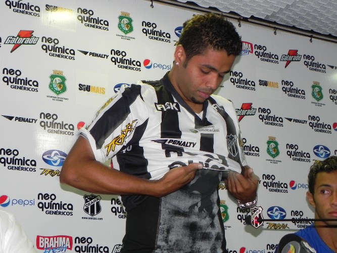 [10-01] Rodrigo e Giovane foram apresentados - 4