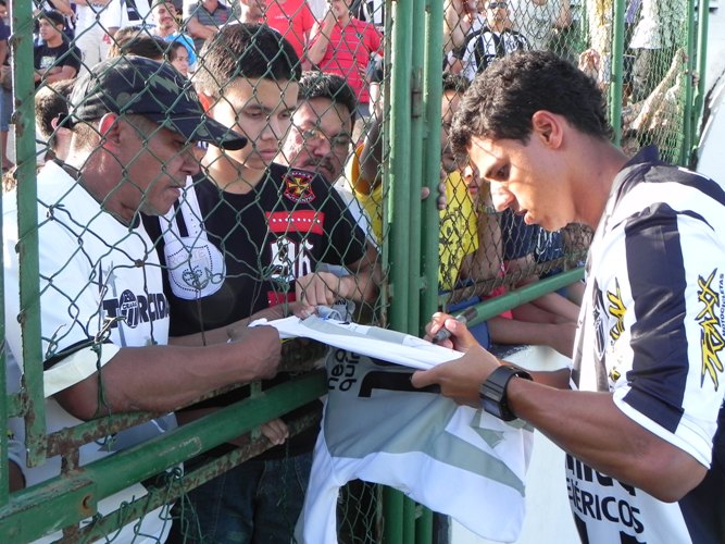 [11-01] Murilo é apresentado em Porangabuçu - 9