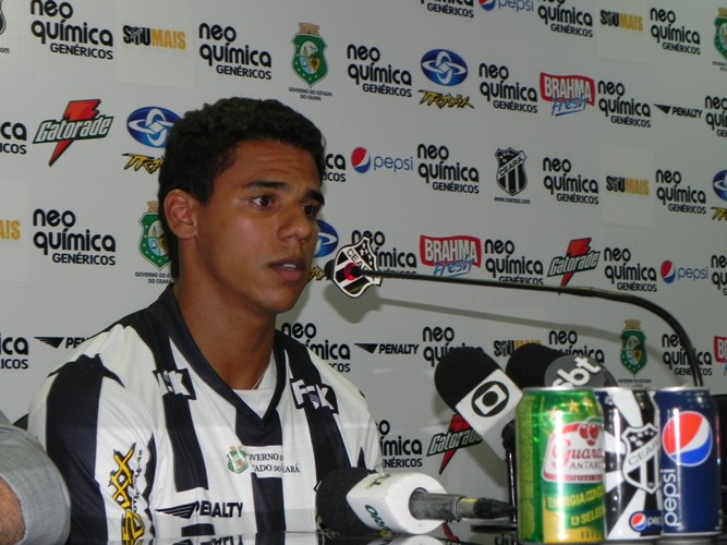 [11-01] Murilo é apresentado em Porangabuçu - 15