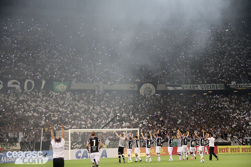 [29-04] Ceará 2 x 1 Bahia - Torcida - 1