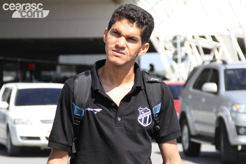 [01-02] Delegação alvinegra retorna à capital cearense - 7