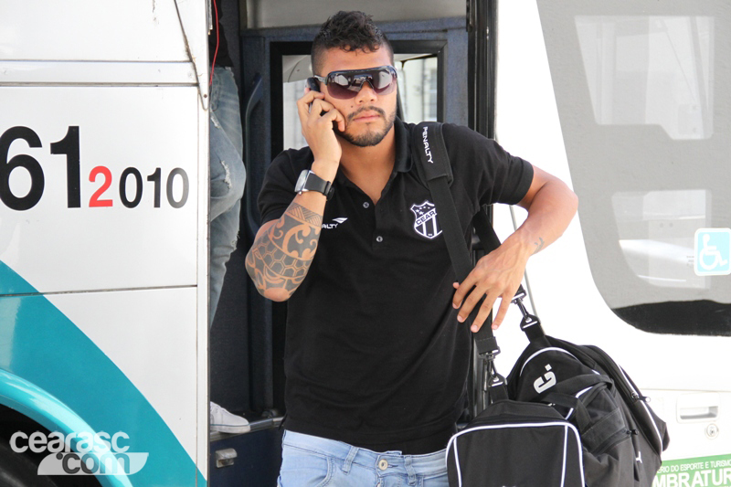 [01-02] Delegação alvinegra retorna à capital cearense - 12