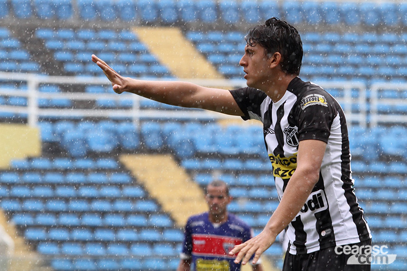 [12-04] Fortaleza 0 x 3 Ceará - 10